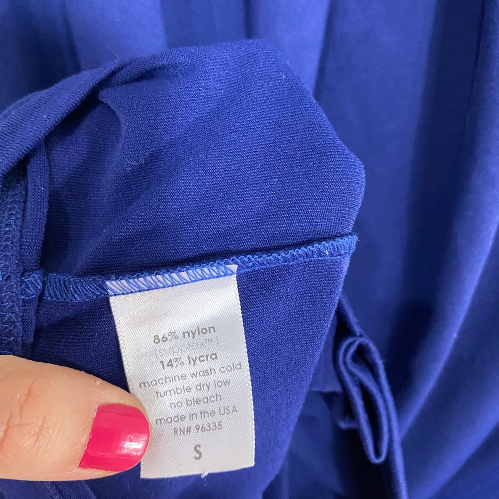 Susana Monaco Blue Long Sleeve Pleated Front Top Size Small - Picture 6 of 6